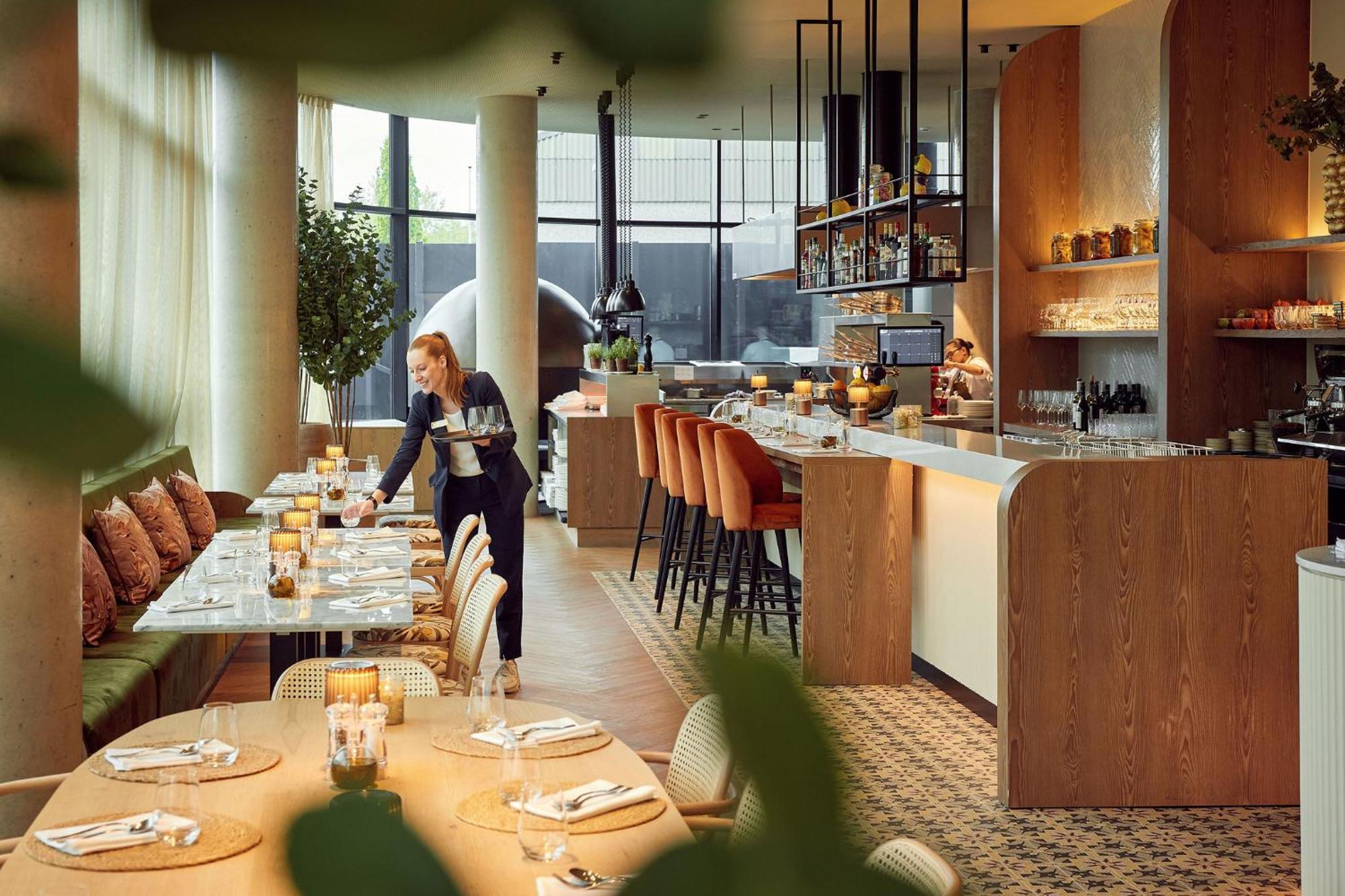 Van Der Valk Hotel Gent Gante Exterior foto